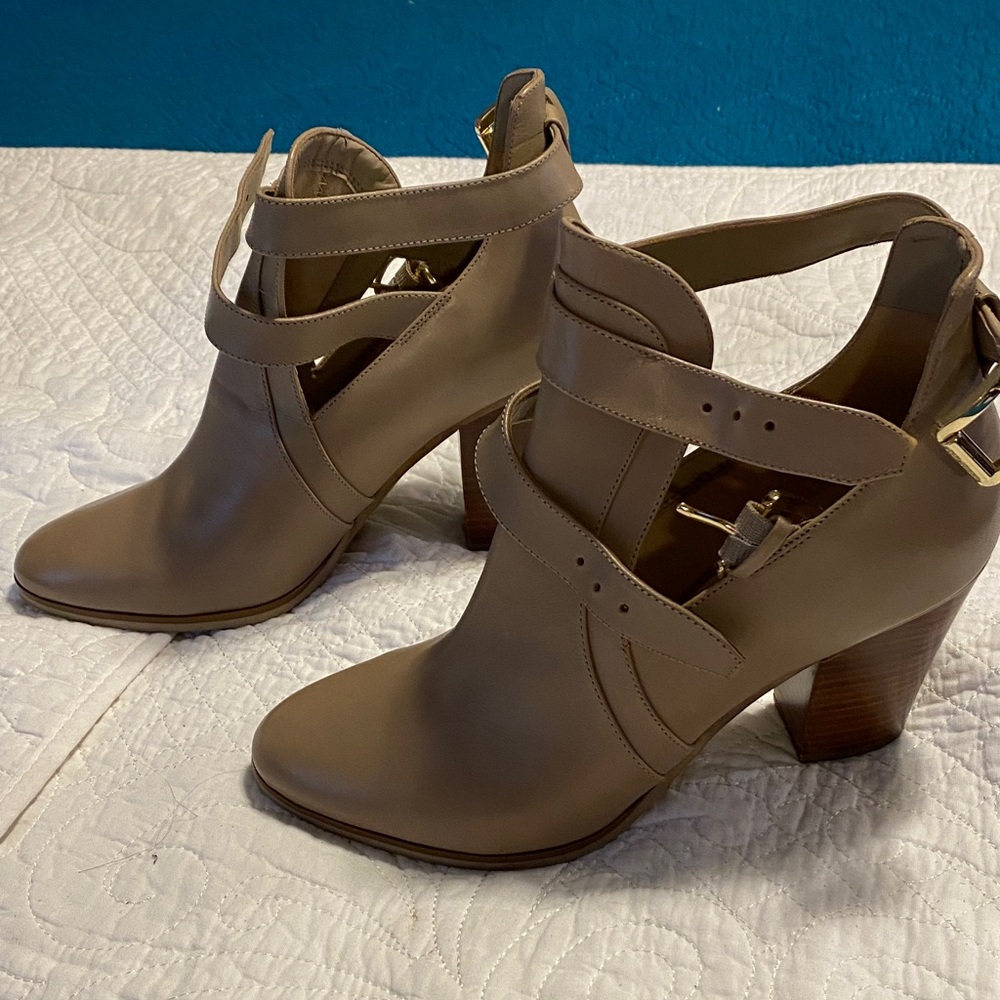 Michael Kors Tan Heeled Boots